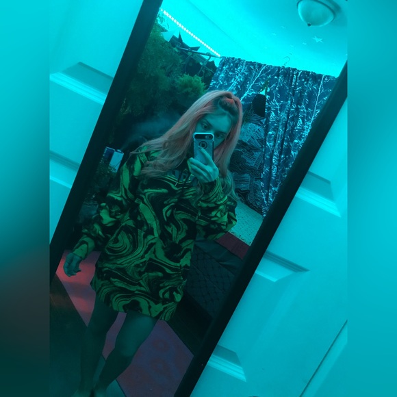 Rip N Dip Swamp Hoodie - Picture 3 of 5